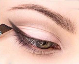 czarna kredka czarna kredka